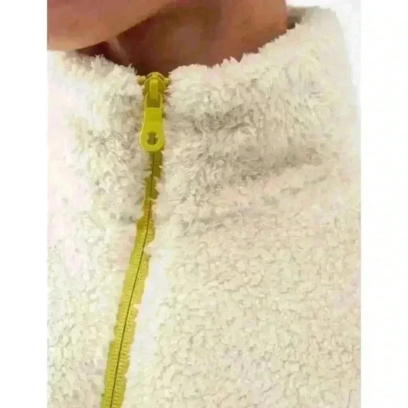 Girlfriend Collective Cream Yellow Recycled Fleece Half Zip Sweatshirt Pockets - Picture 10 of 16
